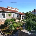 Апартаменты By The Sea Splitska, Brac - 11300 *
