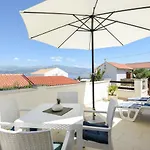 Апартаменты By The Sea Splitska, Brac - 11300 *