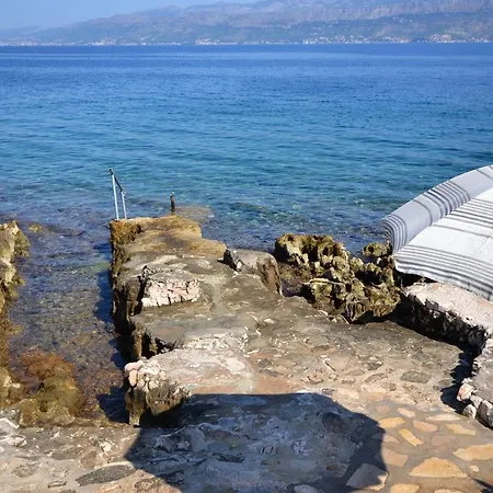 By The Sea Splitska, Brac - 11300 Apartment Splitska