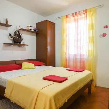 By The Sea Splitska, Brac - 11300 Apartment *