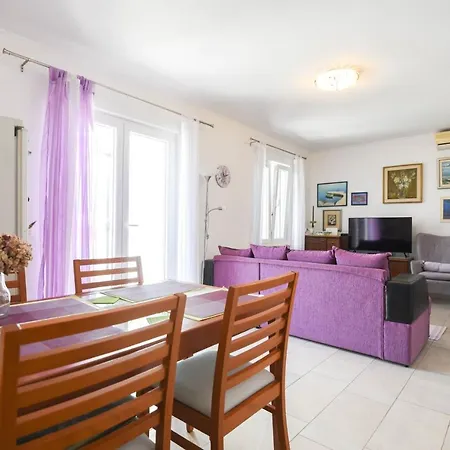 By The Sea Splitska, Brac - 11300 Apartment Splitska