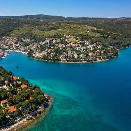 By The Sea Splitska, Brac - 11300 Apartment Splitska