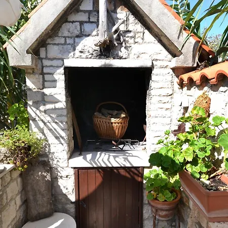 Апартаменты By The Sea Splitska, Brac - 11300